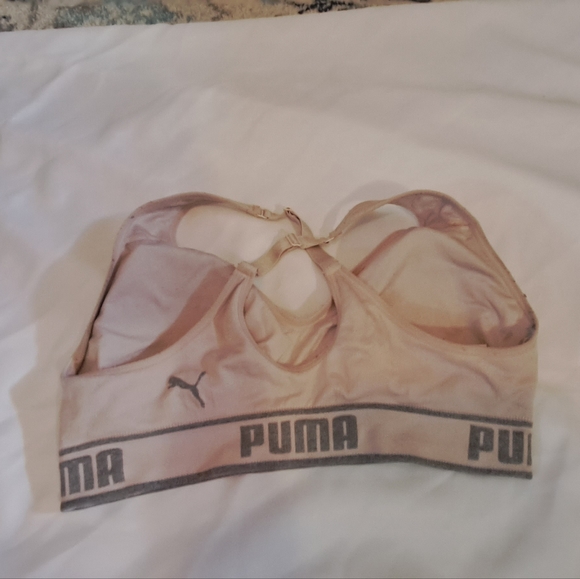 Lot of Puma sports bras. Size large. - Picture 4 of 7